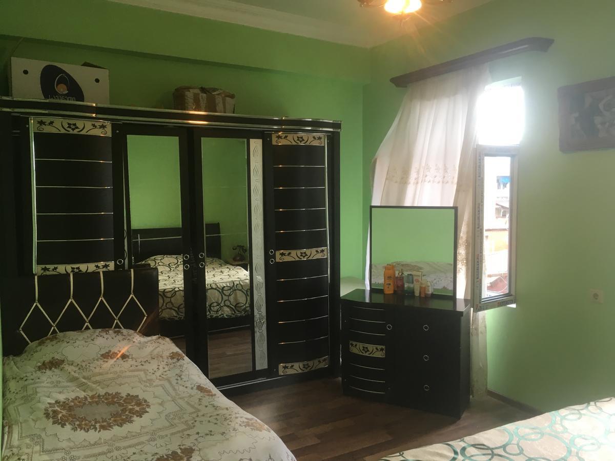 Duru'S Apartment With 3 Bedrooms Batumi Exterior photo