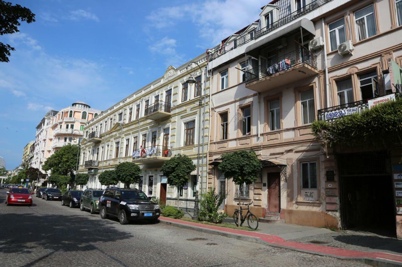 Duru'S Apartment With 3 Bedrooms Batumi Exterior photo
